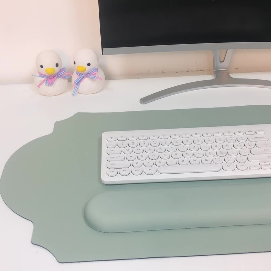 ISETTA 4-in-1 Large Ergonomic Mouse Pad with Keyboard Wrist Rest